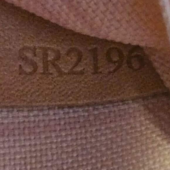 Louis Vuitton Neverfull MM Damier Azur VVGUC / EEUC w/ Pouch & Dustbag - Picture 14 of 17